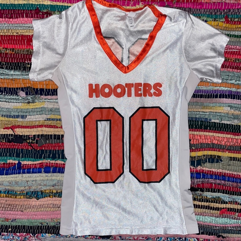 Old school hooters jersey !!!!